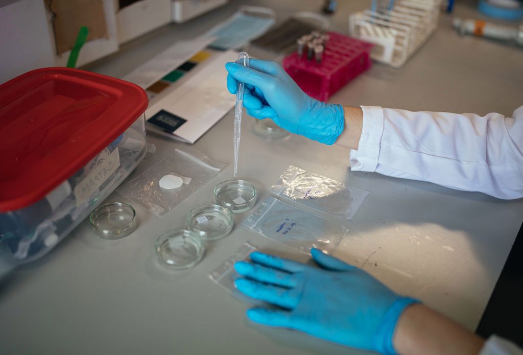 Jak długo trwa odporność po przechorowaniu COVID?