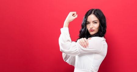 Kilka trików na ukrycie zbyt szerokich ramion