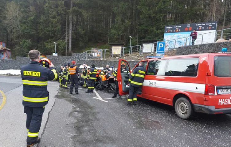 Czeska policja bada okoliczności tragedii w Karkonoszach. 2 stycznia odnaleziono ciała 40-latki i jej 3-letniego synka