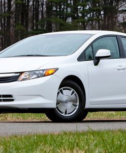 Najpopularniejsze samochody są białe