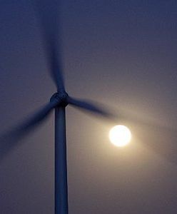 WSA: uchwała gminy dot. odległości wiatraków od domu - nieważna