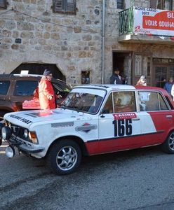 Paweł Molgo w Fiacie 125p na trasie Monte Carlo