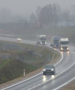 Polacy wolą samochód od pociągu