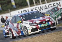 Mateusz Lisowski zwycięzcą VW Castrol Cup