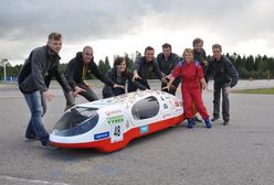 Bolid łódzkich studentów przejechał 830 km na litrze paliwa