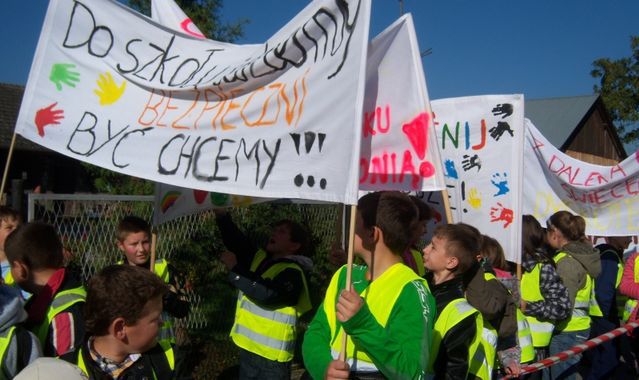 Dzieci naprawiają błędy dorosłych