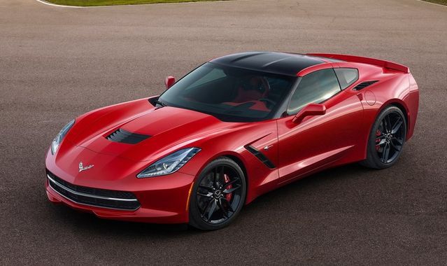 Huczny debiut Corvette Stingray 2014