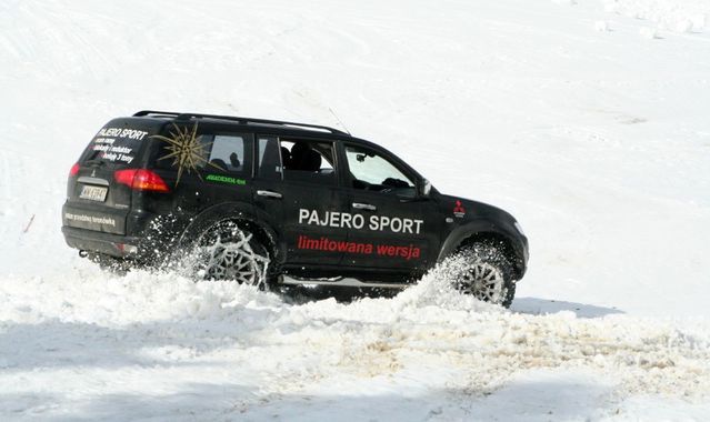 Pajero Sport wjechało na wysokość ponad 1000 m n.p.m.