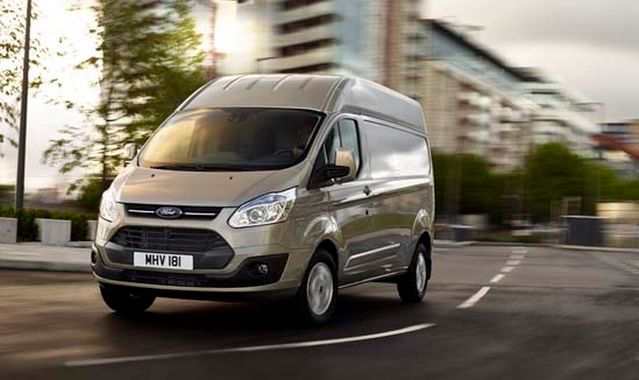 Ford Transit Custom z podwyższonym dachem już w sprzedaży