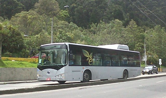 Autobus elektryczny pokonał 250 km z 80 pasażerami na pokładzie