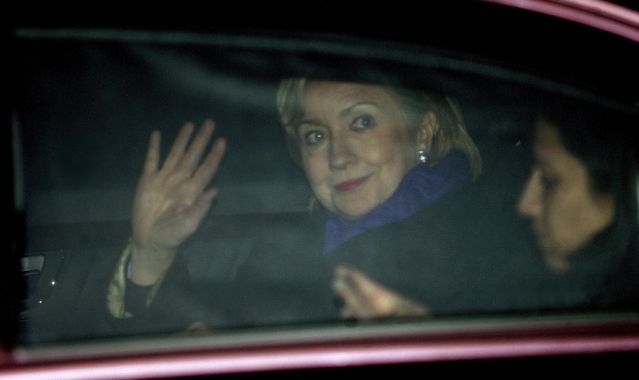 Hillary Clinton z mandatem za brak biletu parkingowego