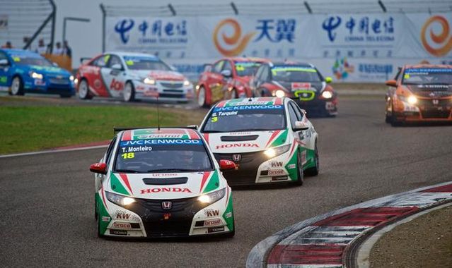 Honda zwycięża w zawodach WTCC w Szanghaju