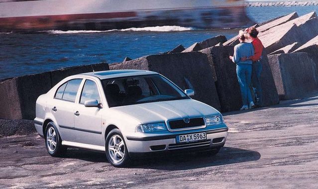 Skoda Octavia: czy pierwszy z "czeskich Volkswagenów" nadal wart jest uwagi?