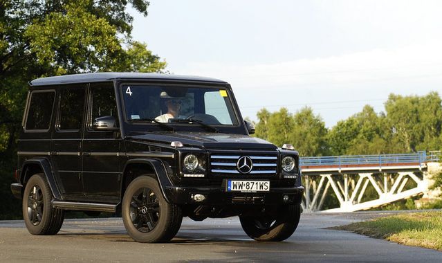 Mercedes G350 d: cywilny pancernik