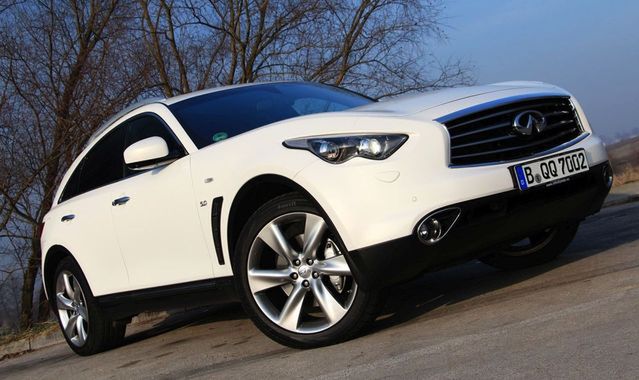 Infiniti QX70: SUV, którego nie da się nie lubić