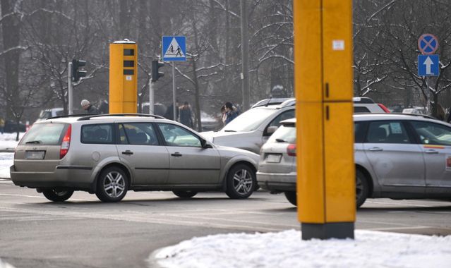 Warszawskie fotoradary straży miejskiej są przygotowywane do pracy