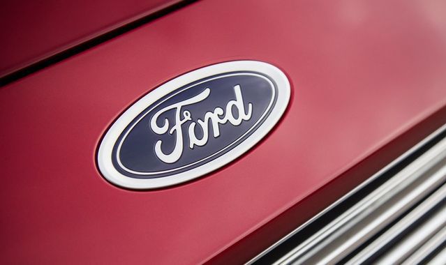 Nowe usługi i program lojalnościowy Forda