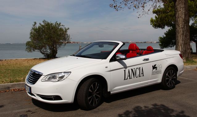 Lancia Flavia "Red Carpet" w Paryżu