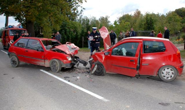 Bezprawne zapisy w umowach o ubezpieczenie samochodu