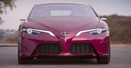 Toyota przyspiesza projekt tworzenia samochodu elektrycznego