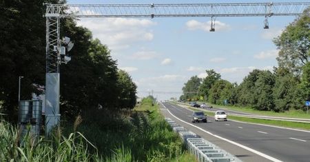 Kolejnych 215 km dróg zostanie objęte opłatami
