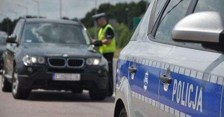 Coraz więcej kierowców jeździ po "dopalaczach"