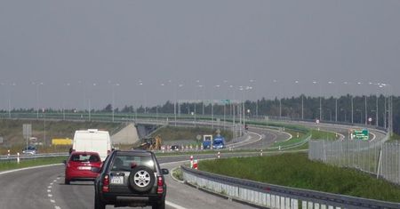 Senat poparł nowelizacje Prawa o ruchu drogowym