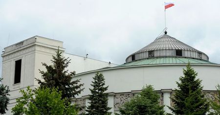 Posłowie pracują nad ograniczeniem immunitetów ws. drogowych