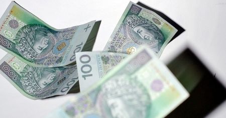Jak prowadzić księgę podatkową w małej firmie?
