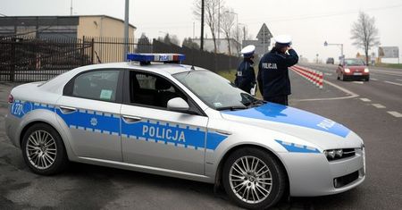 11 osób w Polo i 10 w Hondzie