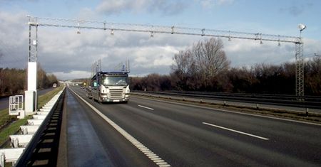 Nad morze autostradą lub pod bramkami