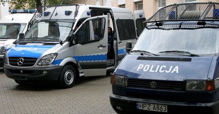 Policji brakuje 20 mln na Mercedesy