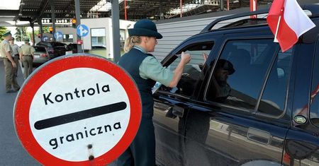 Dłuższe kolejki na przejściu polsko-rosyjskim w Bezledach