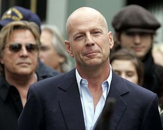 Bruce Willis romansuje z Courtney Love?