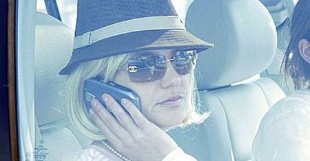 Britney nie wytrzyma miesiąca na odwyku?