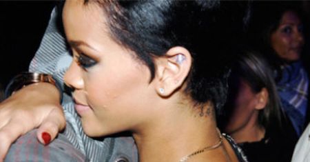 Rihanna i Chris ZARĘCZYLI SIĘ?!
