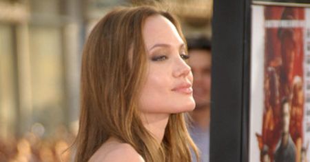 Angelina "NAJPIĘKNIEJSZĄ KOBIETĄ DEKADY"!