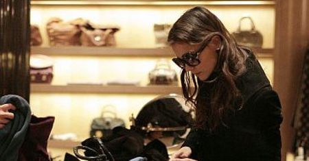 Dlaczego Katie nie zostawi Toma?