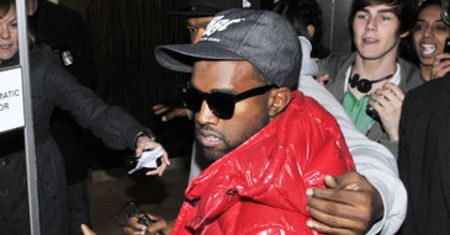 Kanye West nasikał na dywan!
