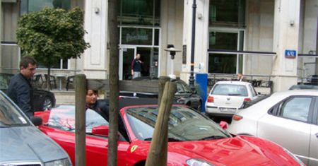 Teodorska "narzeka" na ferrari...