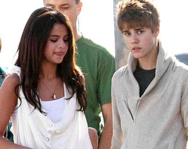 "Selena jest przerażona groźbami fanek Justina"