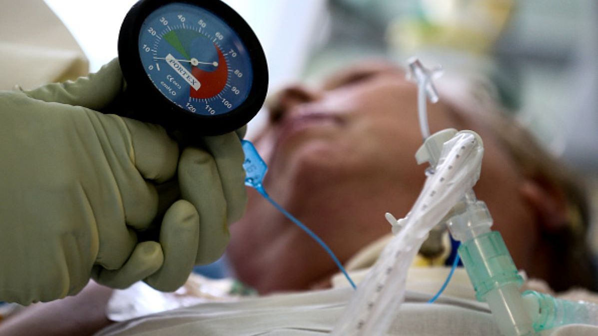 Objawem zespołu przesiąkania włośniczek jest niskie ciśnienie