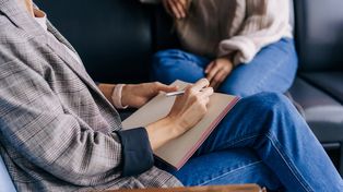 Senacka komisja zajmie się ustawą o psychologach. Spór o psychoterapię narasta