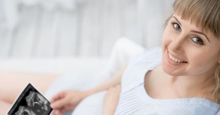Bezpieczny test wykrywający choroby  genetyczne od 10 tygodnia ciąży