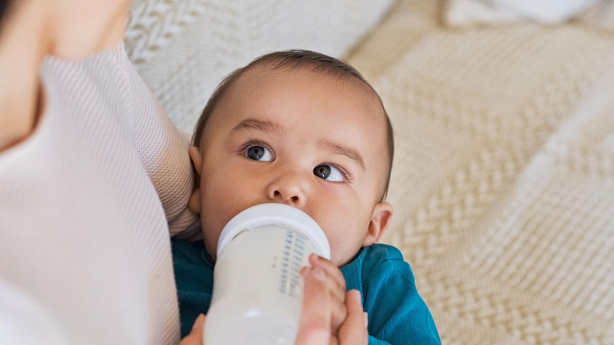 Ile powinno jeść niemowlę?