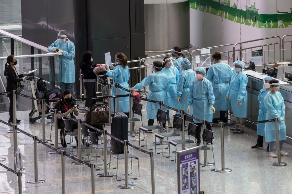 Chiny kurczowo trzymają się restrykcyjnej polityki &quot;zero COVID&quot;