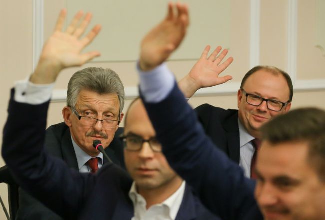 PO oskarża PiS: łamanie prawa bez precedensu. Sejm wybierze sędziów TK