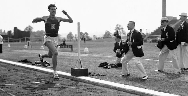 Louis Zamperini - przeżył wojnę, tortury i alkoholizm