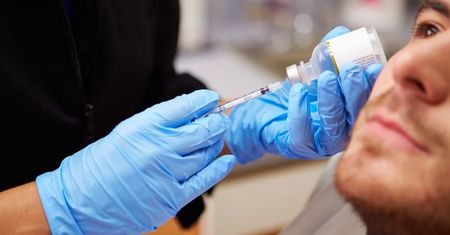 Poprawianie urody coraz bardziej popularne wśród mężczyzn