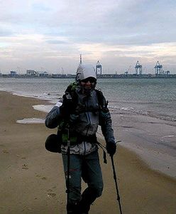 Przeszedł plażą 550 km, aby spełnić marzenia dzieci chorych na raka